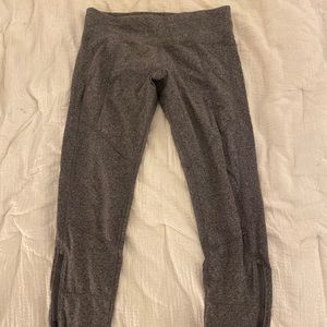 Calvin Klein Ankle Length Leggings - M